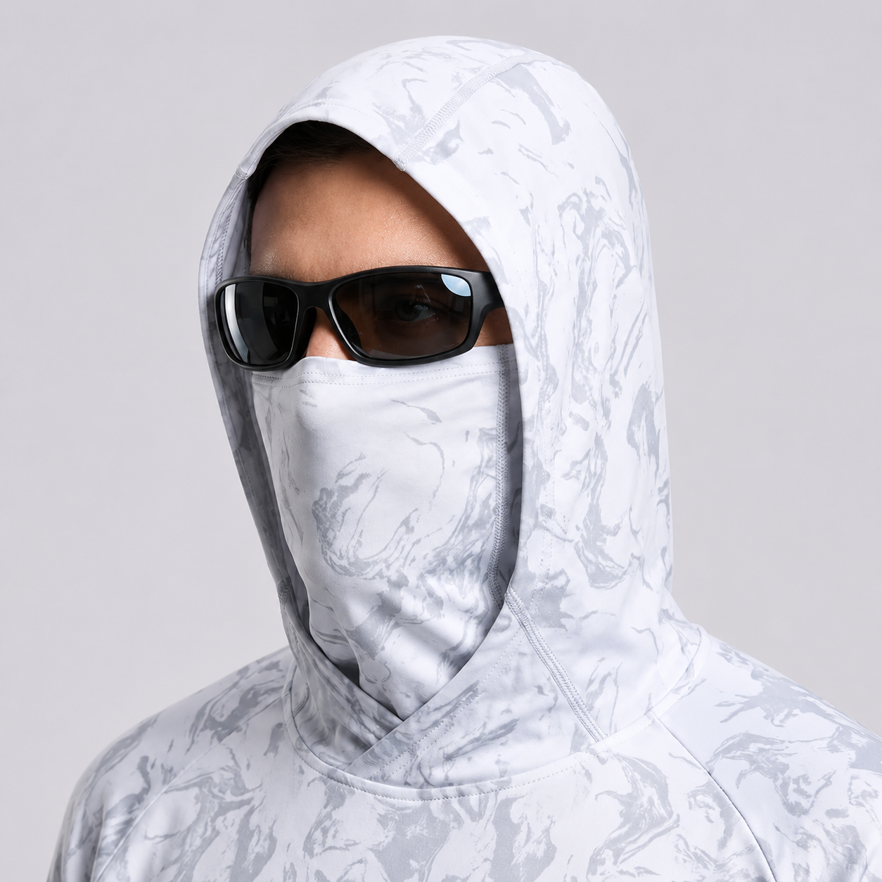 UPF 50+ Anti-UV-Angelhoodie mit integrierter Balaklava